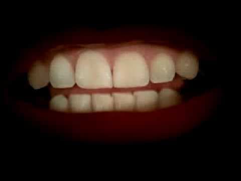 Miniatura del vídeo de THE NOCHE VIEJA HORROR SHOW