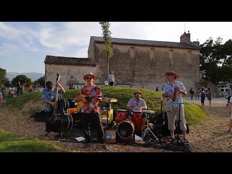 Miniatura del vídeo de LA POP