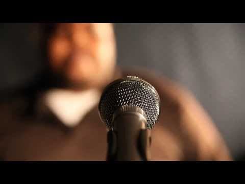 Miniatura del vídeo de DEROBERT % THE HALF-TRUTHS