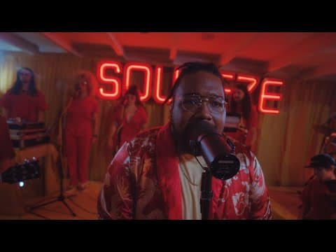 Miniatura del vídeo de THE MAIN SQUEEZE