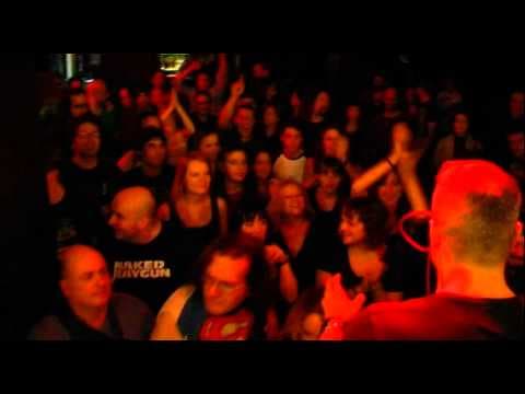 Miniatura del vídeo de ANTI-KARAOKE de César Martín