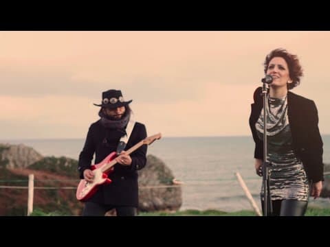 Miniatura del vídeo de VICKY GASTELO CON BANDA