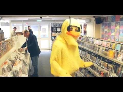 Miniatura del vídeo de MING CITY ROCKERS