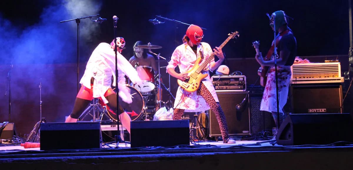 CONCIERTO GOLFO 4,00h: ORKESTA PARAISO